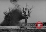 Standbild Die Deutschen kämpfen im Winter gegen die Sowjets Ostfront, 1943, aus Sekunde 27 historischem Filmmaterial Videoclip 65675043484