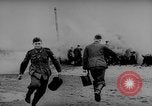 Standbild Die Deutschen kämpfen im Winter gegen die Sowjets Ostfront, 1943, aus Sekunde 40 historischem Filmmaterial Videoclip 65675043484