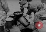 Standbild Die Deutschen kämpfen im Winter gegen die Sowjets Ostfront, 1943, aus Sekunde 43 historischem Filmmaterial Videoclip 65675043484