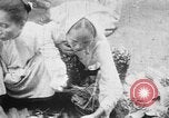 Standbild birmanischen Volkes Birma, 1940, aus Sekunde 46 historischem Filmmaterial Videoclip 65675043487