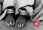 Immagine di I monaci del Tibet India orientale, 1937, secondo 41 filmato di repertorio 65675043491