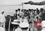 Immagine di Attraversando la linea cerimonia Oceano Pacifico, 1937, secondo 7 filmato di repertorio 65675043498