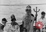 Immagine di Attraversando la linea cerimonia Oceano Pacifico, 1937, secondo 26 filmato di repertorio 65675043498