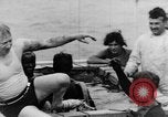 Immagine di Attraversando la linea cerimonia Oceano Pacifico, 1937, secondo 39 filmato di repertorio 65675043498