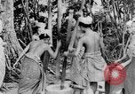 Standbild Wunder der Welt Bali Indonesien, 1937, aus Sekunde 32 historischem Filmmaterial Videoclip 65675043500