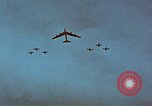 Standbild US-Militärflugzeug in Betrieb United States USA, 1962, aus Sekunde 6 historischem Filmmaterial Videoclip 65675043517