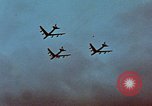 Standbild US-Militärflugzeug in Betrieb United States USA, 1962, aus Sekunde 10 historischem Filmmaterial Videoclip 65675043517