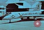 Standbild US-Militärflugzeug in Betrieb United States USA, 1962, aus Sekunde 25 historischem Filmmaterial Videoclip 65675043517