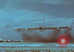 Standbild US-Militärflugzeug in Betrieb United States USA, 1962, aus Sekunde 27 historischem Filmmaterial Videoclip 65675043517