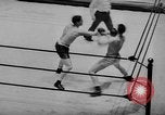 Immagine di Golden Glove finalisti New York United States USA, 1938, secondo 13 filmato di repertorio 65675043529