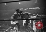 Immagine di Golden Glove finalisti New York United States USA, 1938, secondo 43 filmato di repertorio 65675043529