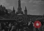 Immagine di Fred Snite Lourdes Francia, 1939, secondo 3 filmato di repertorio 65675043536