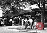 Image explosion de gaz près de l'école Barberton Ohio USA, 1939, de la seconde 4 séquences d'archives historiques vidéo 65675043538