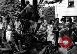 Image explosion de gaz près de l'école Barberton Ohio USA, 1939, de la seconde 20 séquences d'archives historiques vidéo 65675043538