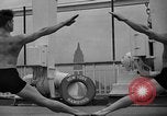 Immagine di Niels Bukh Scuola di ginnastica New York United States USA, 1939, secondo 17 filmato di repertorio 65675043542