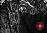Standbild Graben camouflage Ersten Weltkrieg Frankreich, 1918, aus Sekunde 31 historischem Filmmaterial Videoclip 65675043548