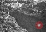 Standbild Graben camouflage Ersten Weltkrieg Frankreich, 1918, aus Sekunde 42 historischem Filmmaterial Videoclip 65675043548