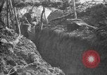 Standbild Graben camouflage Ersten Weltkrieg Frankreich, 1918, aus Sekunde 43 historischem Filmmaterial Videoclip 65675043548