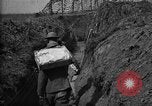 Standbild Graben camouflage Ersten Weltkrieg Frankreich, 1918, aus Sekunde 49 historischem Filmmaterial Videoclip 65675043548