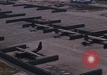Standbild C-130 Hercules Vietnam, 1970, aus Sekunde 9 historischem Filmmaterial Videoclip 65675043567