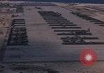 Standbild C-130 Hercules Vietnam, 1970, aus Sekunde 50 historischem Filmmaterial Videoclip 65675043567