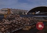 Standbild C-130 Hercules Vietnam, 1970, aus Sekunde 37 historischem Filmmaterial Videoclip 65675043570