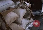 Standbild C-130 Hercules Vietnam, 1970, aus Sekunde 43 historischem Filmmaterial Videoclip 65675043570