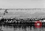 Image Boat Race Phnom Penh Cambodge, 1957, de la seconde 5 séquences d'archives historiques vidéo 65675043576