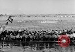 Image Boat Race Phnom Penh Cambodge, 1957, de la seconde 7 séquences d'archives historiques vidéo 65675043576