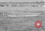 Image Boat Race Phnom Penh Cambodge, 1957, de la seconde 36 séquences d'archives historiques vidéo 65675043576