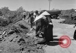 Immagine di Autostrada costruzione Il Vietnam, 1957, secondo 17 filmato di repertorio 65675043578