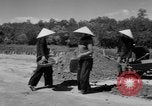 Immagine di Autostrada costruzione Il Vietnam, 1957, secondo 26 filmato di repertorio 65675043578