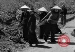 Immagine di Autostrada costruzione Il Vietnam, 1957, secondo 49 filmato di repertorio 65675043578