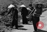 Immagine di Autostrada costruzione Il Vietnam, 1957, secondo 51 filmato di repertorio 65675043578