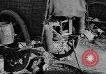 Immagine di Carrello di giovenco abitatori Phnom Penh Cambogia, 1957, secondo 47 filmato di repertorio 65675043579