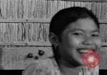 Immagine di Bambini cambogiani Cambogia, 1957, secondo 22 filmato di repertorio 65675043580