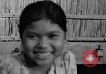 Immagine di Bambini cambogiani Cambogia, 1957, secondo 25 filmato di repertorio 65675043580