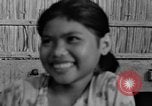 Immagine di Bambini cambogiani Cambogia, 1957, secondo 30 filmato di repertorio 65675043580