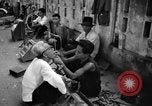 Immagine di Cambogiano di dentista Phnom Penh Cambogia, 1957, secondo 5 filmato di repertorio 65675043581