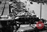 Image Marché Phnom Penh Cambodge, 1957, de la seconde 21 séquences d'archives historiques vidéo 65675043583