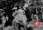 Image  les soldats cambodgiens Phnom Penh Cambodge, 1957, de la seconde 25 séquences d'archives historiques vidéo 65675043584