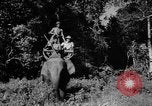 Image  les soldats cambodgiens Phnom Penh Cambodge, 1957, de la seconde 36 séquences d'archives historiques vidéo 65675043584