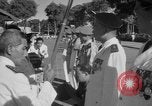 Standbild König Norodom Suramarit Phnom Penh Kambodscha, 1957, aus Sekunde 27 historischem Filmmaterial Videoclip 65675043586