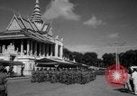 Immagine di Re Norodom Suramarit Phnom Penh Cambogia, 1957, secondo 62 filmato di repertorio 65675043587