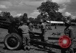 Image Etchemendy majeur Cambodge Thmar-Pich, 1957, de la seconde 43 séquences d'archives historiques vidéo 65675043588