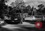 Standbild Tempel Angkor-Vat Kambodscha, 1957, aus Sekunde 56 historischem Filmmaterial Videoclip 65675043589