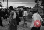Standbild kambodschanischen Frauen Angkor-Vat Kambodscha, 1957, aus Sekunde 42 historischem Filmmaterial Videoclip 65675043592
