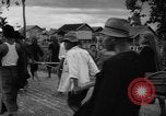 Standbild kambodschanischen Frauen Angkor-Vat Kambodscha, 1957, aus Sekunde 43 historischem Filmmaterial Videoclip 65675043592