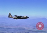 Image C-130 Hercules Vietnam, 1970, de la seconde 9 séquences d'archives historiques vidéo 65675043597