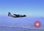 Image C-130 Hercules Vietnam, 1970, de la seconde 13 séquences d'archives historiques vidéo 65675043597